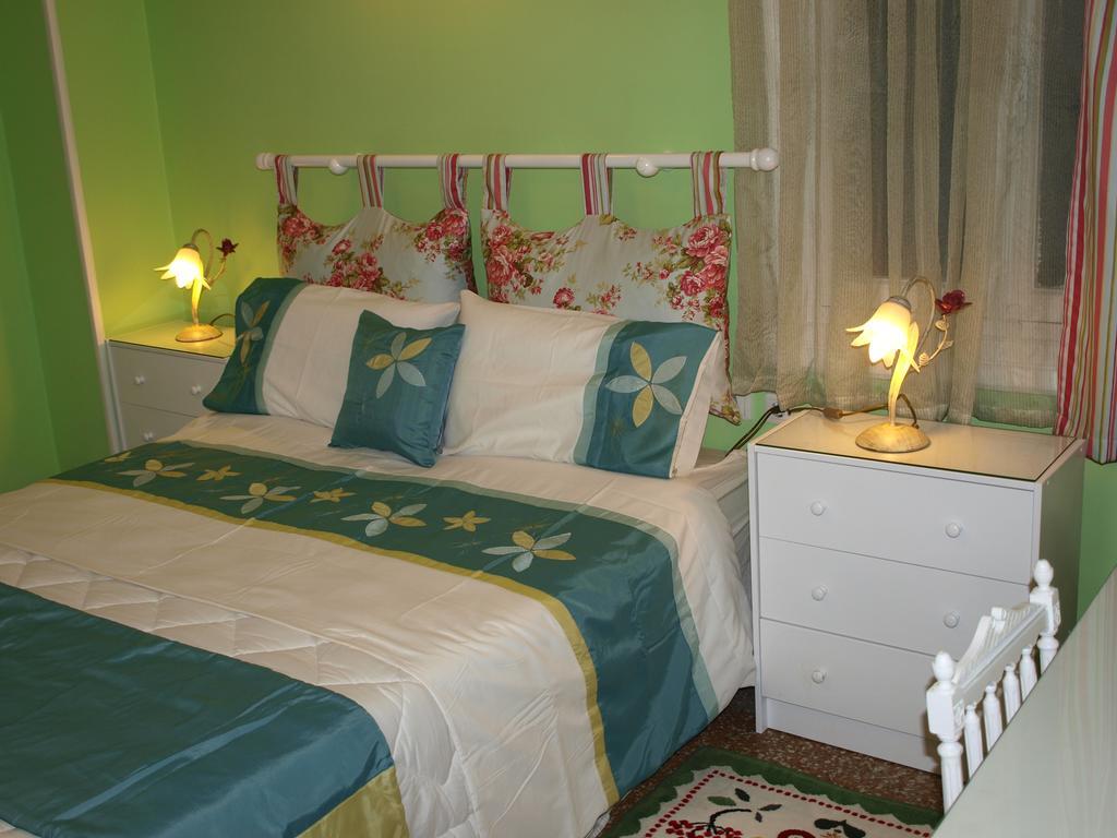 Athens Family Apartments Room photo